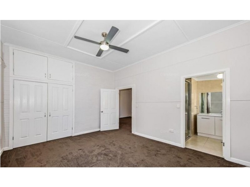 6 Wilmot Street, South Toowoomba QLD 4350