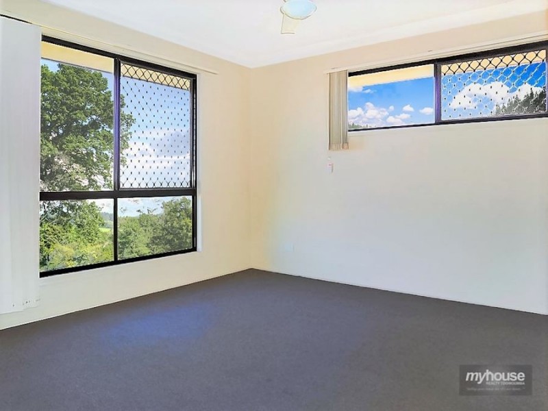 9 McShane Drive, Mount Kynoch QLD 4350