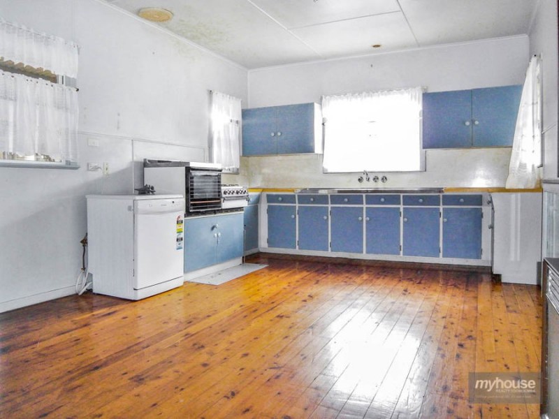 11 Druce Street, Wilsonton QLD 4350