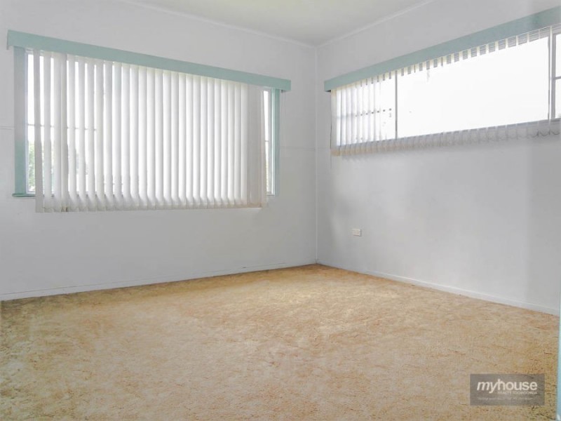 11 Druce Street, Wilsonton QLD 4350