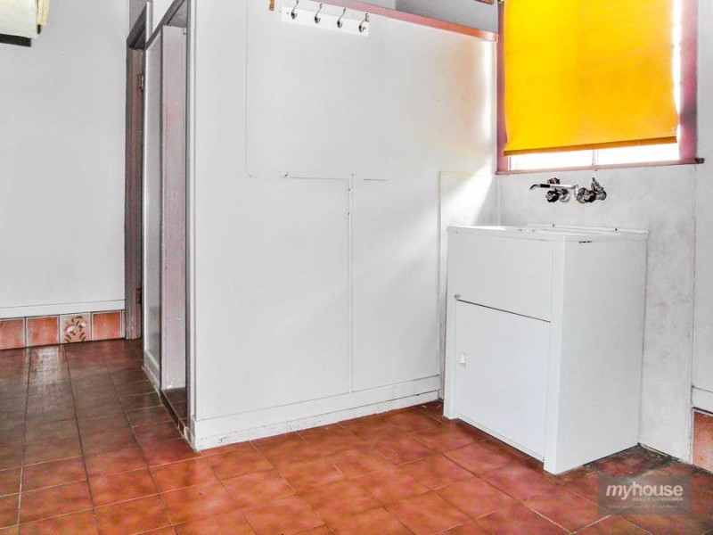 11 Druce Street, Wilsonton QLD 4350