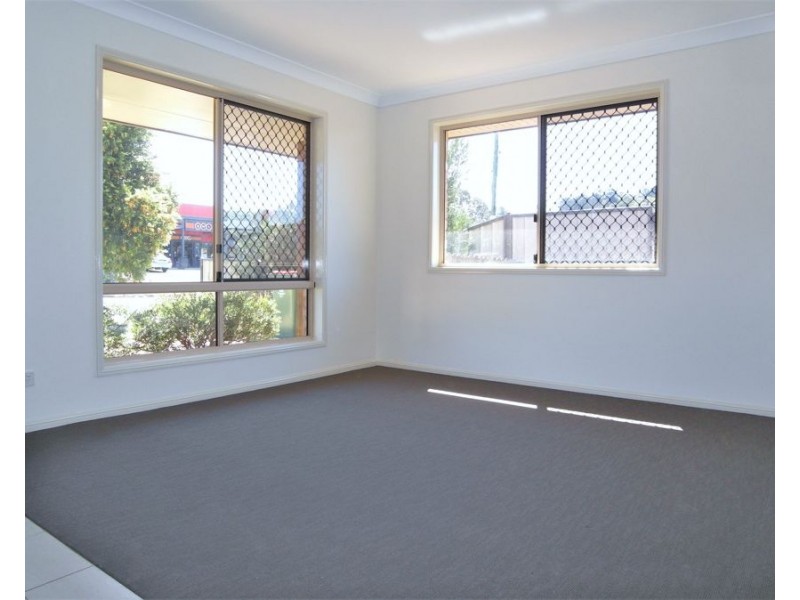 1/150 Tor Street, Rockville QLD 4350