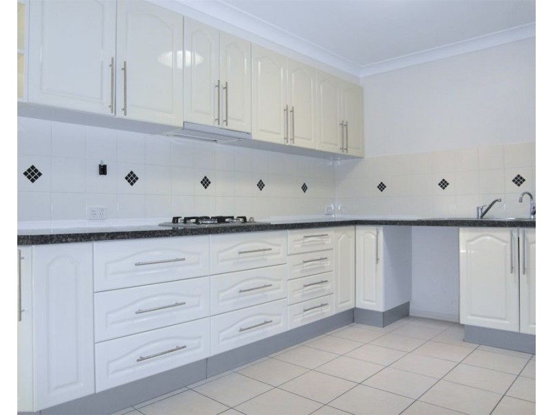 1/150 Tor Street, Rockville QLD 4350