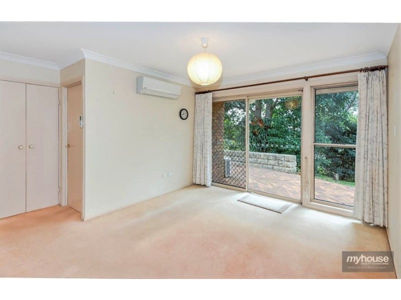 19 Harvey Street, Mount Lofty QLD 4350