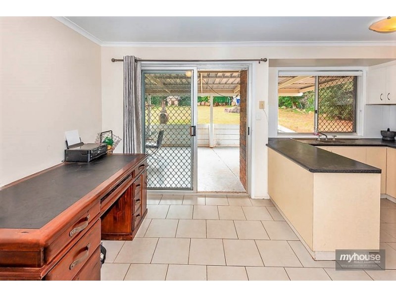 23 Melway Crescent, Harristown QLD 4350