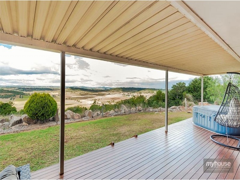 5 Glen Court, Glencoe QLD 4352