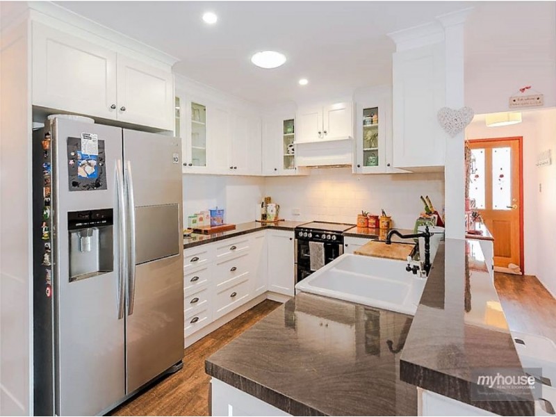 5 Glen Court, Glencoe QLD 4352