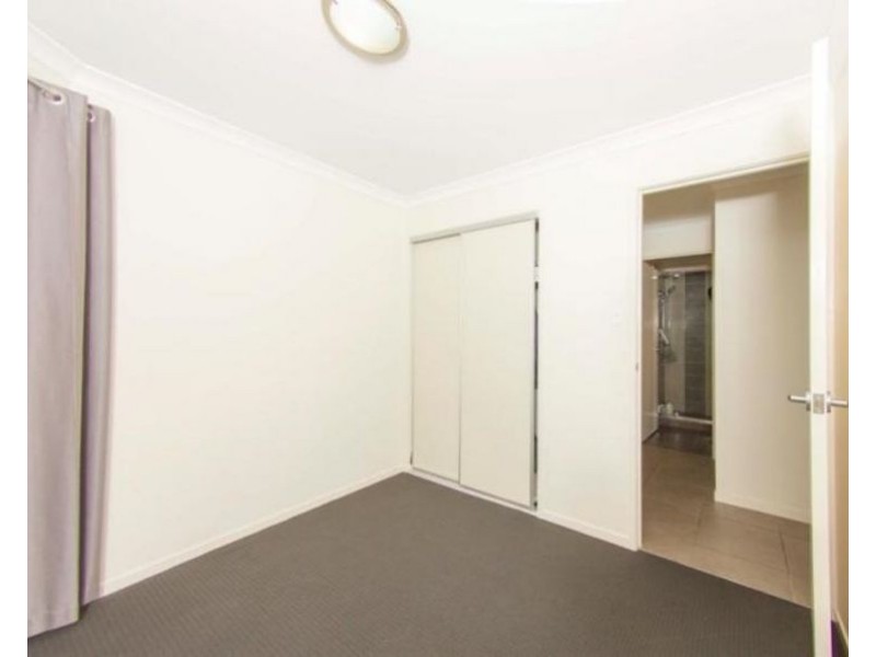 174a South Street, Centenary Heights QLD 4350