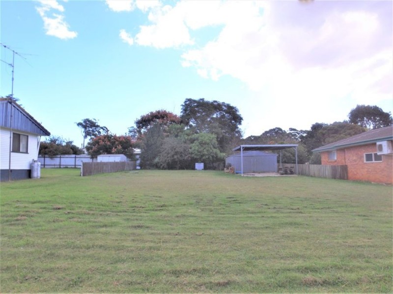 13 Leahy Street, Rockville QLD 4350