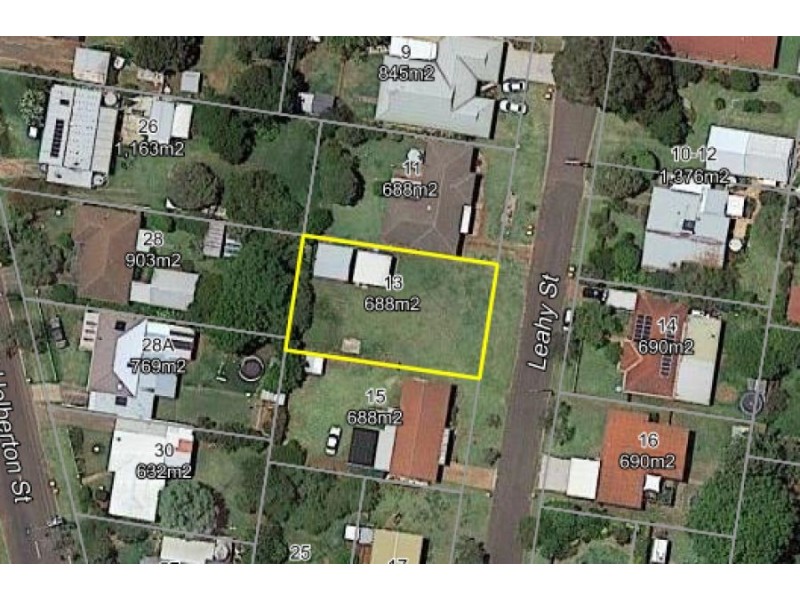 13 Leahy Street, Rockville QLD 4350