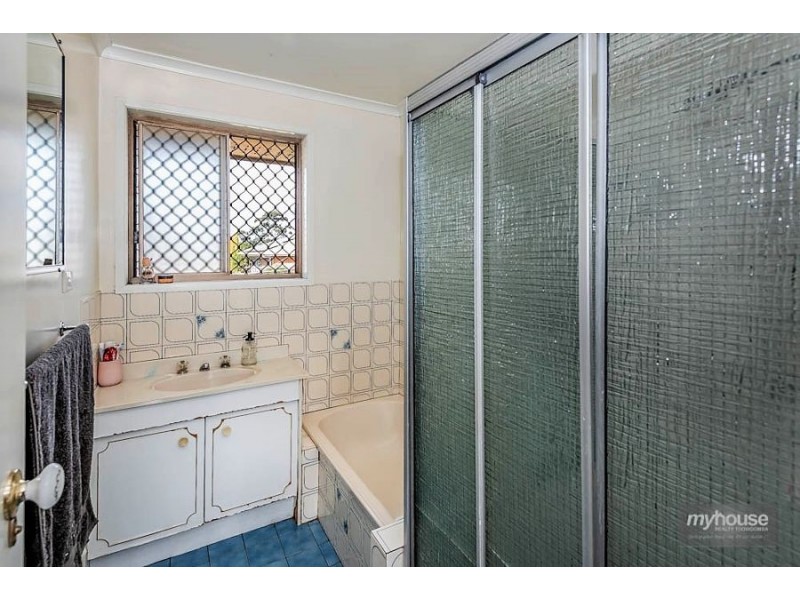 18 Mahogany Street, Newtown QLD 4350