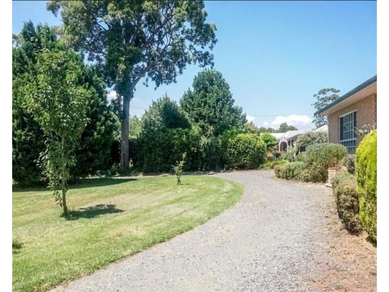 9 Flamingo Road, Highfields QLD 4352