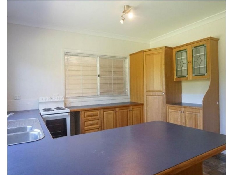 9 Flamingo Road, Highfields QLD 4352