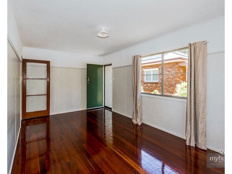 8 Ranfurly Street, Newtown QLD 4350