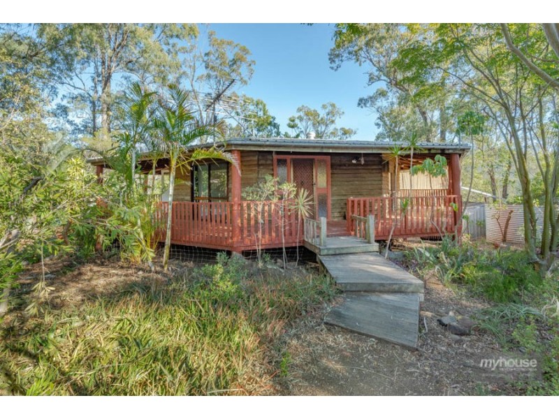 28 Gordon Crescent, Withcott QLD 4352