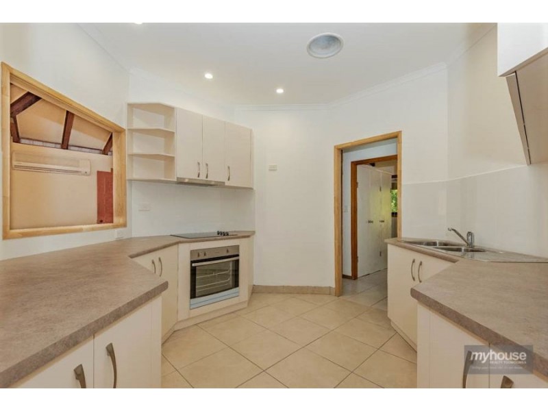 28 Gordon Crescent, Withcott QLD 4352