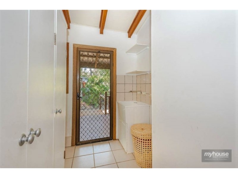 28 Gordon Crescent, Withcott QLD 4352