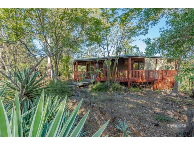 28 Gordon Crescent, Withcott QLD 4352