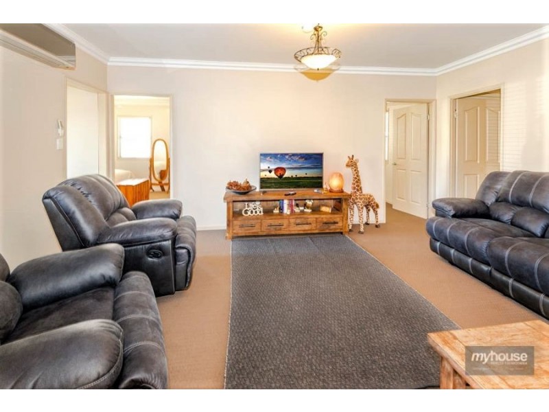 19 Kenilworth Street, North Toowoomba QLD 4350