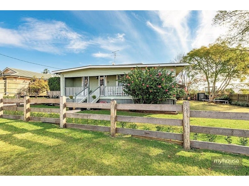 359 Ramsay Street, Middle Ridge QLD 4350