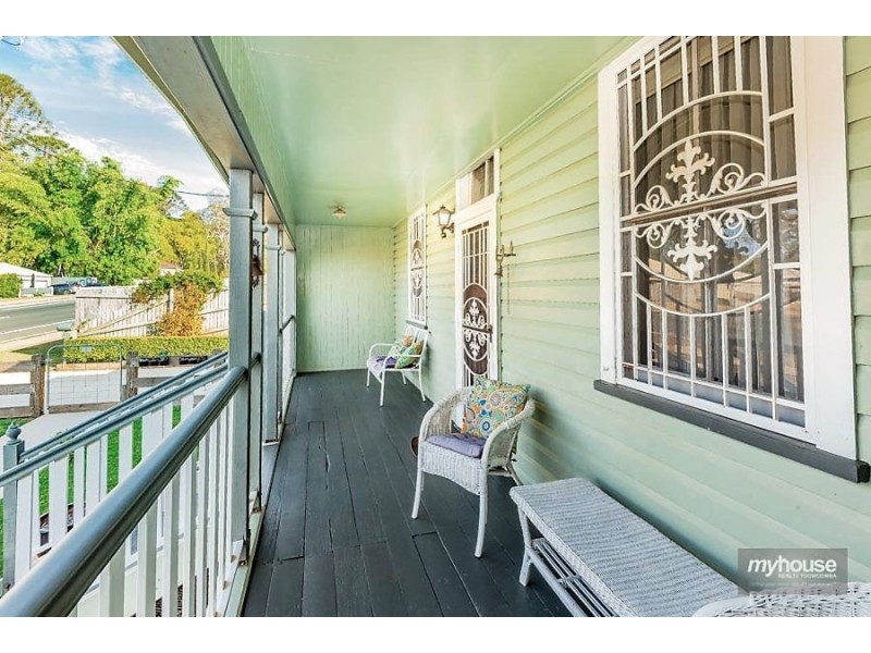 359 Ramsay Street, Middle Ridge QLD 4350