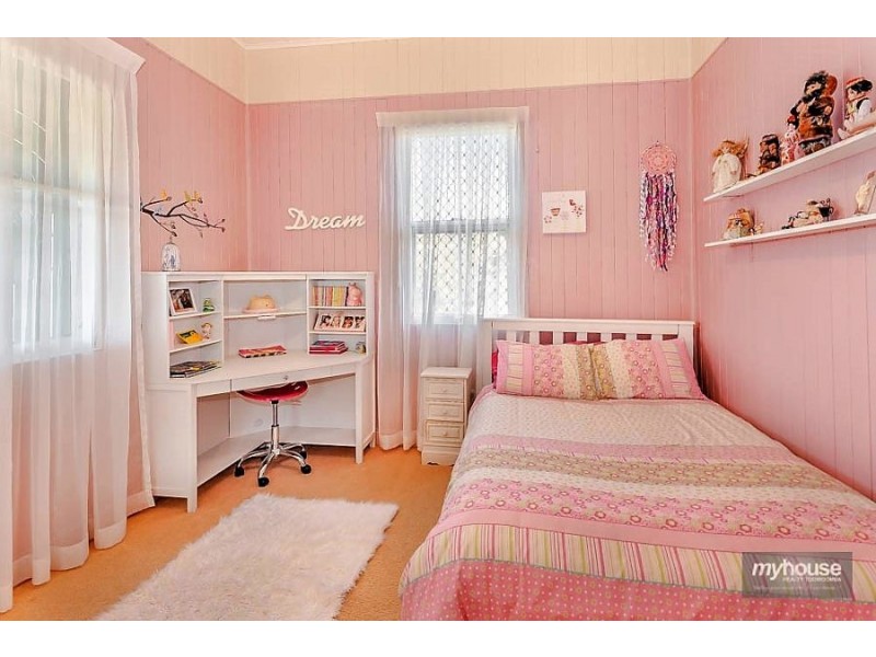 359 Ramsay Street, Middle Ridge QLD 4350