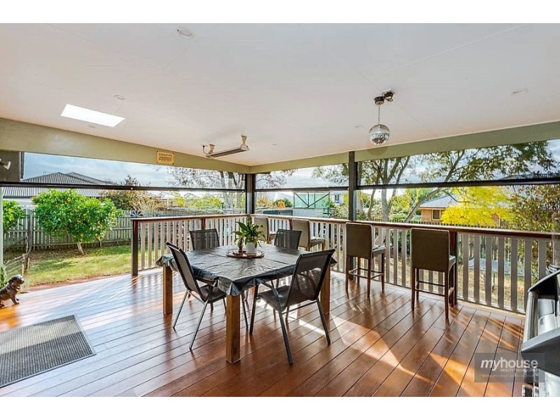 359 Ramsay Street, Middle Ridge QLD 4350