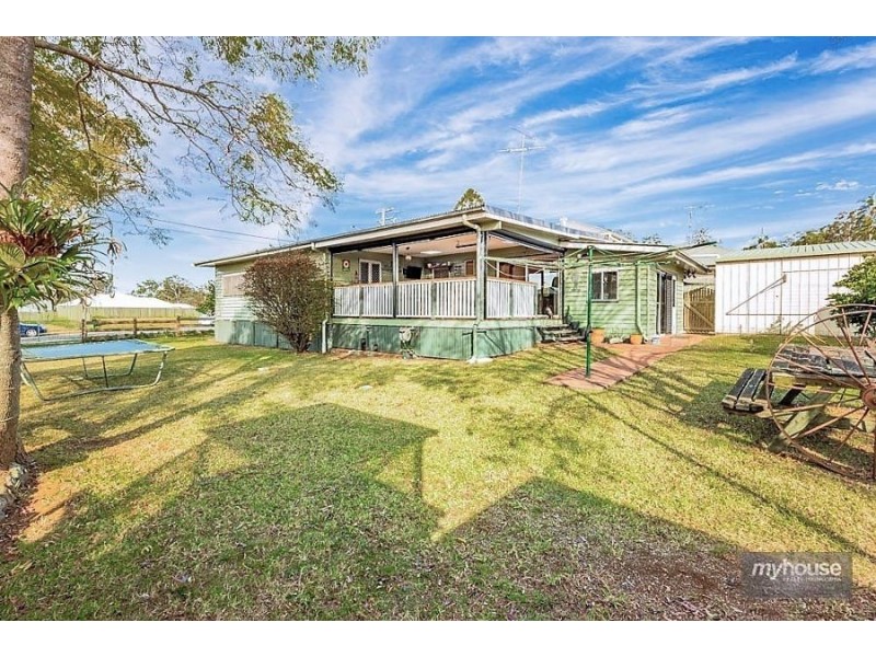 359 Ramsay Street, Middle Ridge QLD 4350