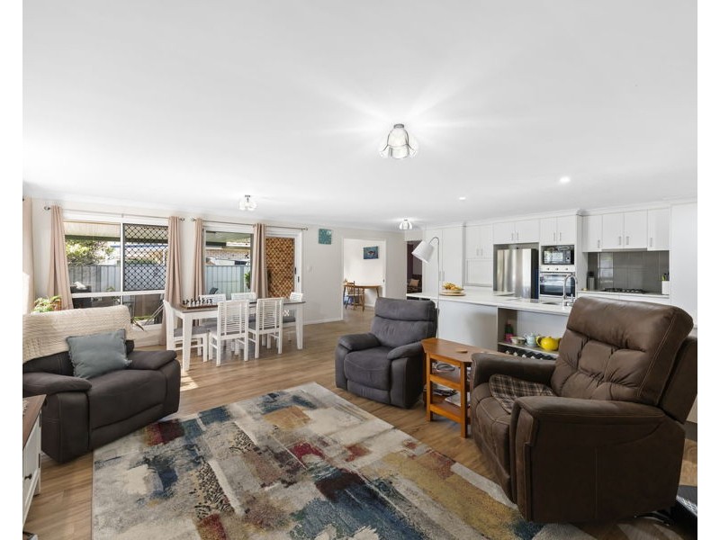 19 Edzill Street, Wilsonton Heights QLD 4350