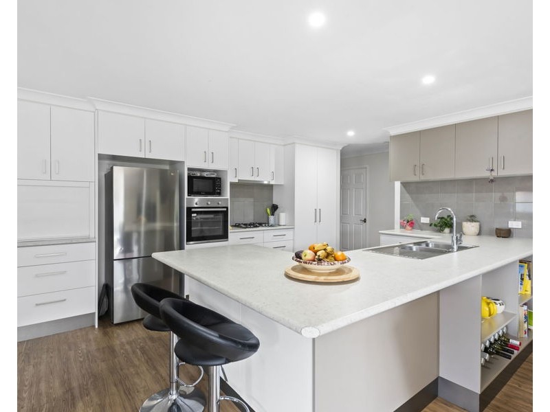 19 Edzill Street, Wilsonton Heights QLD 4350