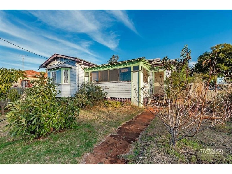 38 Dunne Street, Toowoomba QLD 4350