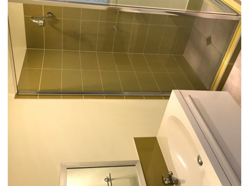 42 Underwood Crescent, Harristown QLD 4350