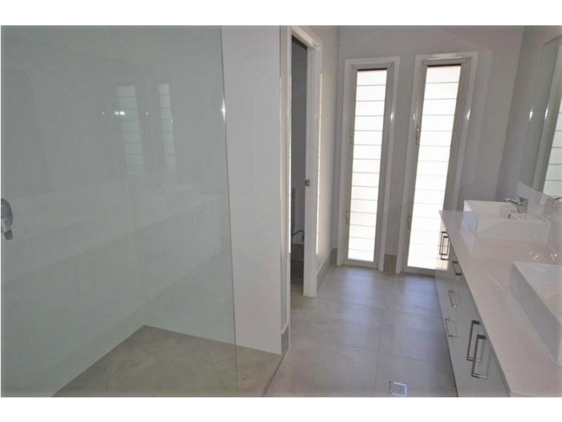 2/17 grant Street, Noosa Heads QLD 4567