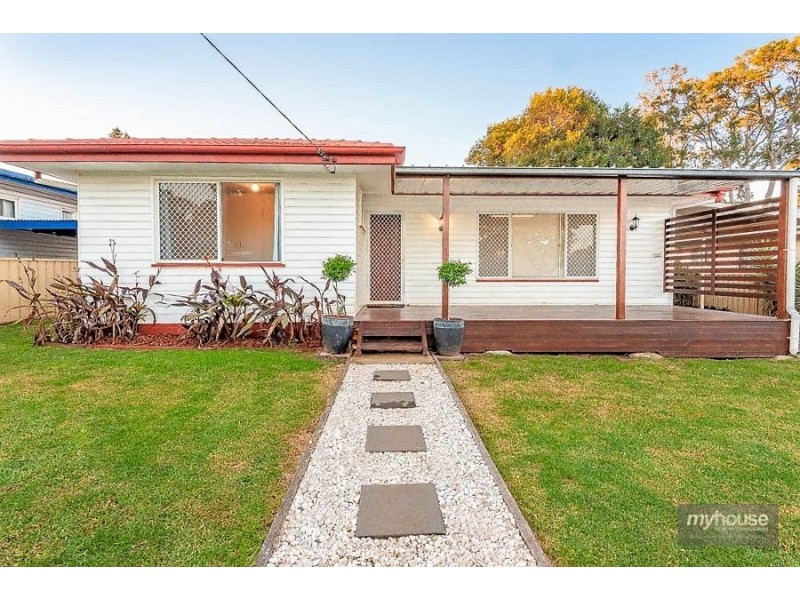 27 Cathro Street, Rockville QLD 4350