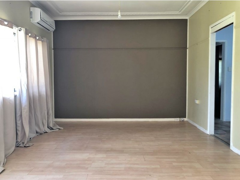 37 Dalmeny Street, Wilsonton QLD 4350
