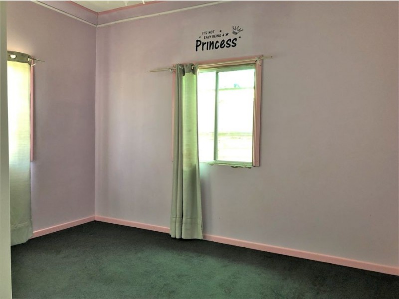 37 Dalmeny Street, Wilsonton QLD 4350