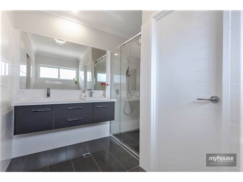 7 Frontier Court, Gowrie Junction QLD 4352