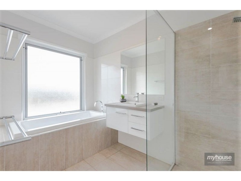 7 Frontier Court, Gowrie Junction QLD 4352