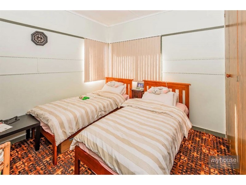 30 Elizabeth Street, South Toowoomba QLD 4350