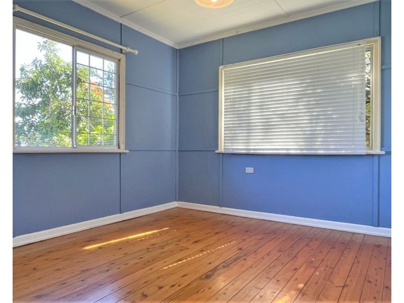 70 Crown Street, Rangeville QLD 4350