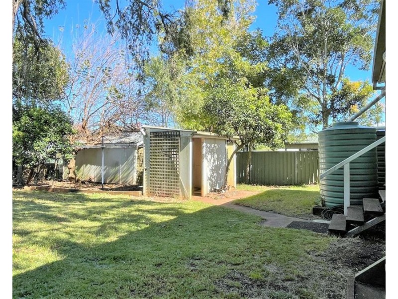 70 Crown Street, Rangeville QLD 4350