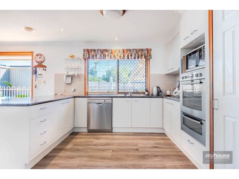 18 Emerald Court, Middle Ridge QLD 4350