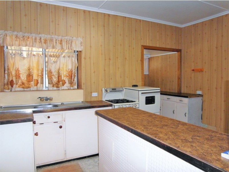 13 Leichhardt Street, Centenary Heights QLD 4350