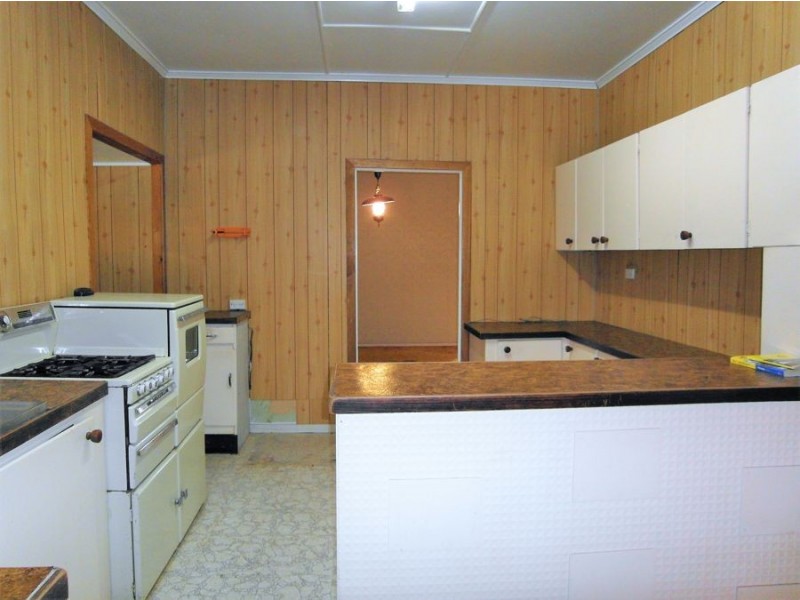 13 Leichhardt Street, Centenary Heights QLD 4350