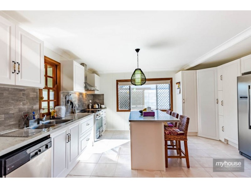 45 Noll Street, Kearneys Spring QLD 4350