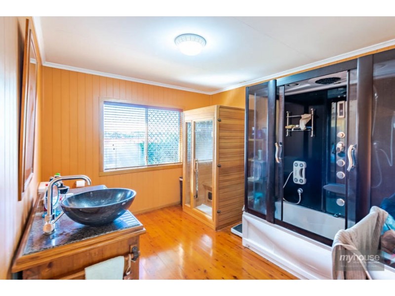 45 Noll Street, Kearneys Spring QLD 4350