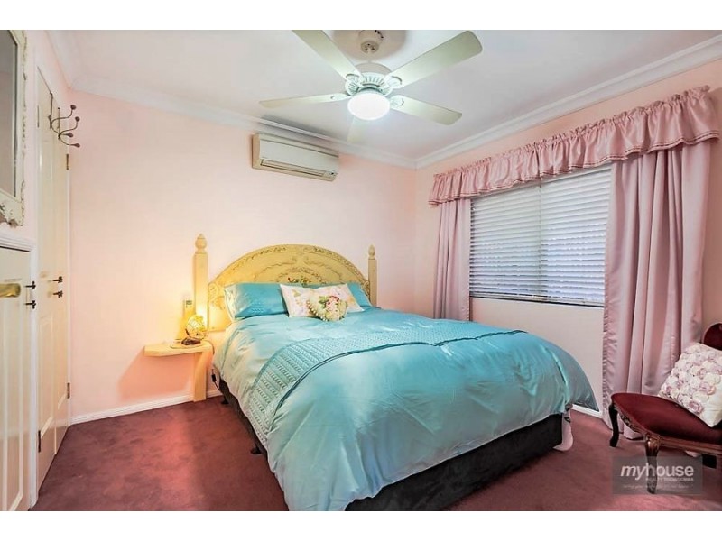 30 Gordon Crescent, Withcott QLD 4352