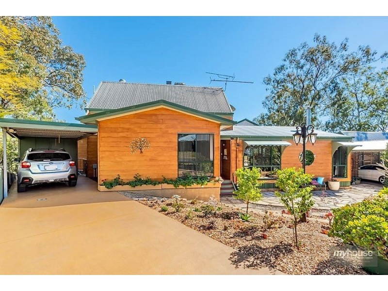 30 Gordon Crescent, Withcott QLD 4352