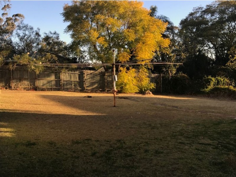 2 Maker Street, Rangeville QLD 4350