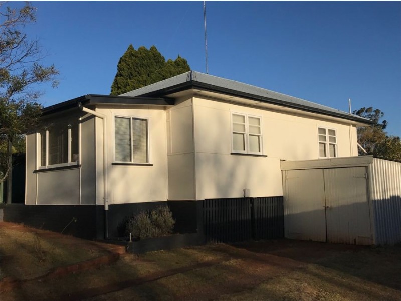 2 Maker Street, Rangeville QLD 4350